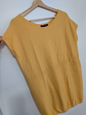 Simon Chang Medium Oversized Shirt Yellow Orange Top Cap Sleeve Stretch Knit Tee